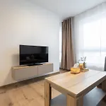 Alure Residences 5 & 24h Self Check-in, Private Parking In Front Of The Building Included, New Building, The Building Has Its Own Park With A And Outdoor Fitness, Children's Playground, Center