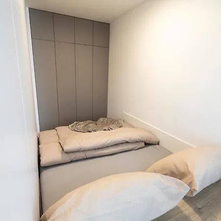 Alure Residences 5 & 24h Self Check-in, Private Parking In Front Of The Building Included, New Building, The Building Has Its Own Park With A And Outdoor Fitness, Children's Playground, Center * Banská Bystrica