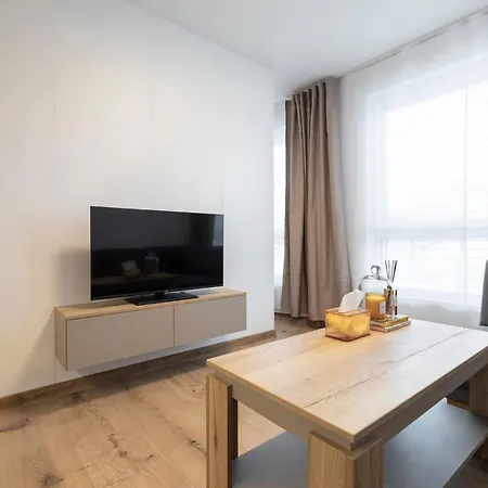 Alure Residences 5 & 24h Self Check-in, Private Parking In Front Of The Building Included, New Building, The Building Has Its Own Park With A And Outdoor Fitness, Children's Playground, Center