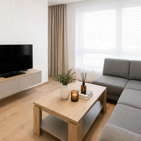 Alure Residences 5 & 24h Self Check-in, Private Parking In Front Of The Building Included, New Building, The Building Has Its Own Park With A And Outdoor Fitness, Children's Playground, Center * Banská Bystrica
